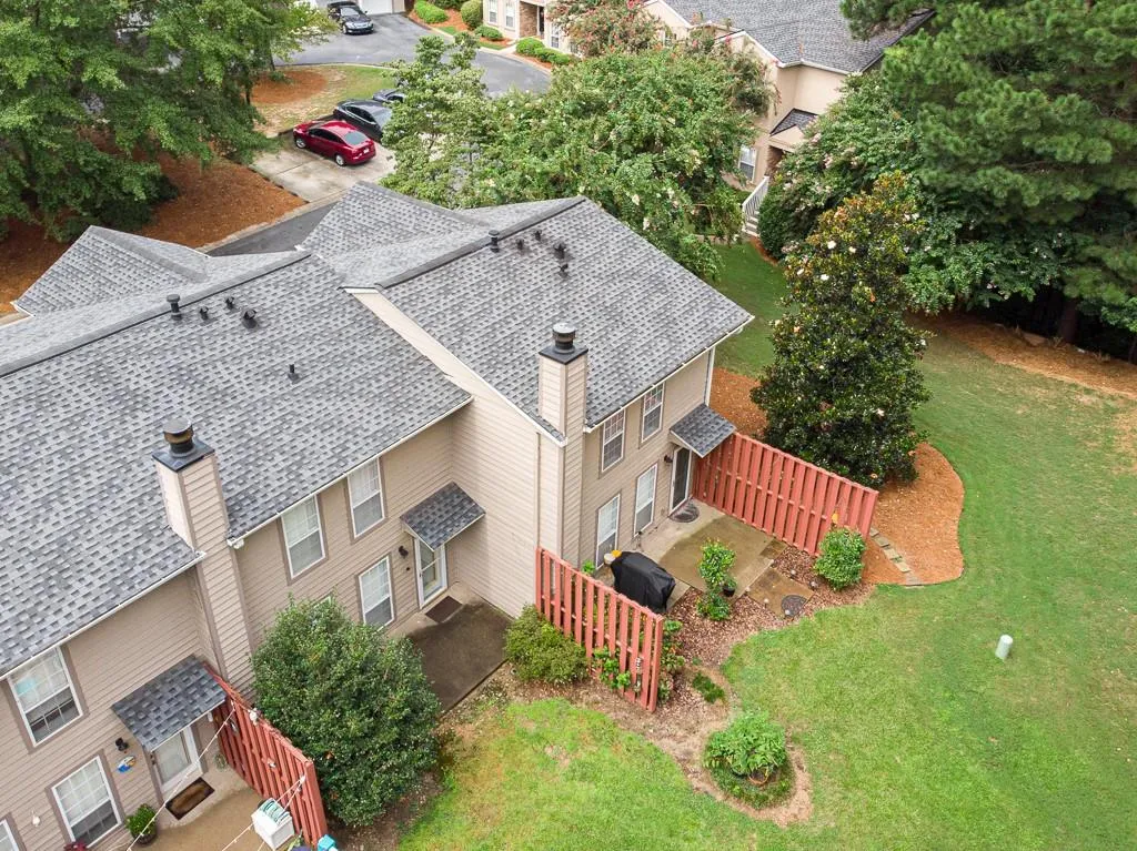 601 Masons Creek Circle, Sandy Springs, Georgia 30350, 2 Bedrooms Bedrooms, ,2 BathroomsBathrooms,Residential,Sold,601 Masons Creek Circle,6773008
