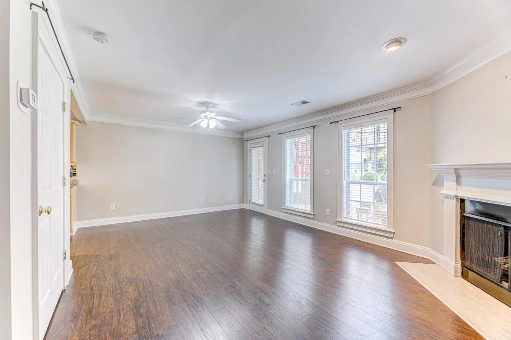 601 Masons Creek Circle, Sandy Springs, Georgia 30350, 2 Bedrooms Bedrooms, ,2 BathroomsBathrooms,Residential,Sold,601 Masons Creek Circle,6773008