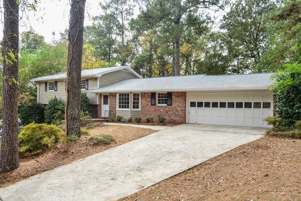 3872 Rains Court Ne, Brookhaven, Georgia 30319, 4 Bedrooms Bedrooms, ,2 BathroomsBathrooms,Residential,Sold,3872 Rains Court Ne,5770205