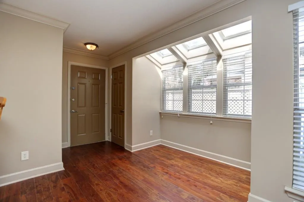 6802 Glenridge Drive Unit G, Sandy Springs, Georgia 30328, 1 Bedroom Bedrooms, ,1 BathroomBathrooms,Residential,Sold,6802 Glenridge Drive Unit G,5658856