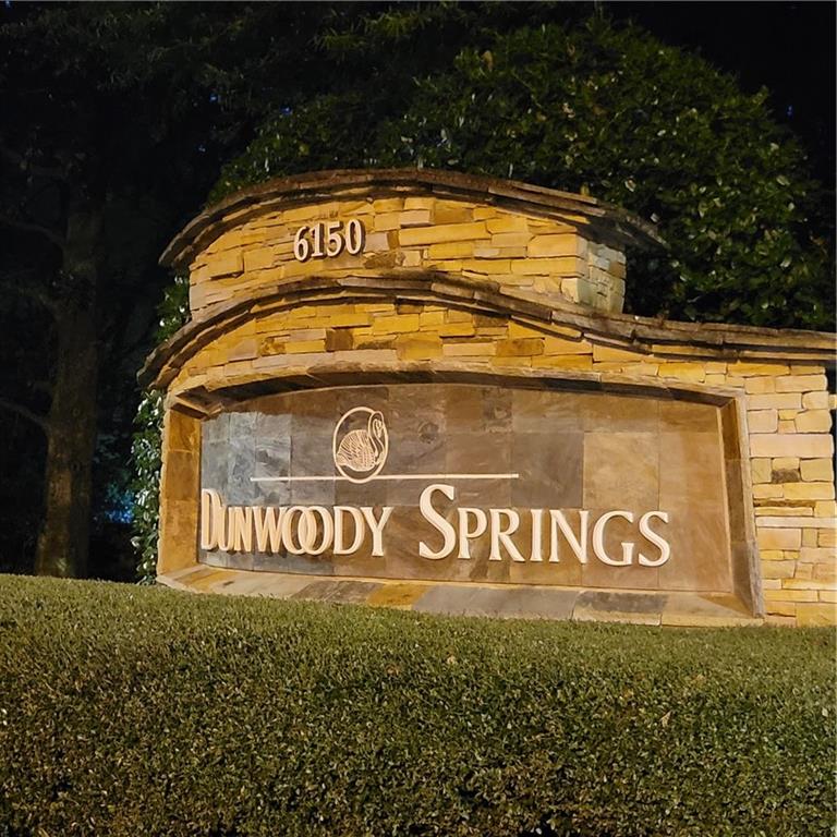 912 Garden Court, Sandy Springs, Georgia 30328, 2 Bedrooms Bedrooms, ,2 BathroomsBathrooms,Residential,Sold,912 Garden Court,7278644