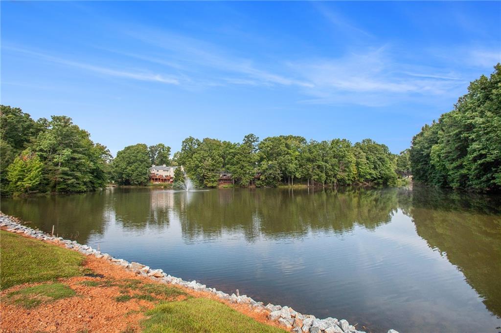 912 Garden Court, Sandy Springs, Georgia 30328, 2 Bedrooms Bedrooms, ,2 BathroomsBathrooms,Residential,Sold,912 Garden Court,7278644