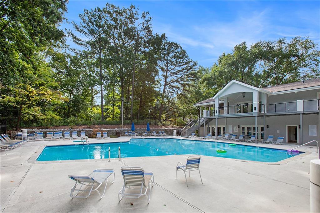 912 Garden Court, Sandy Springs, Georgia 30328, 2 Bedrooms Bedrooms, ,2 BathroomsBathrooms,Residential,Sold,912 Garden Court,7278644