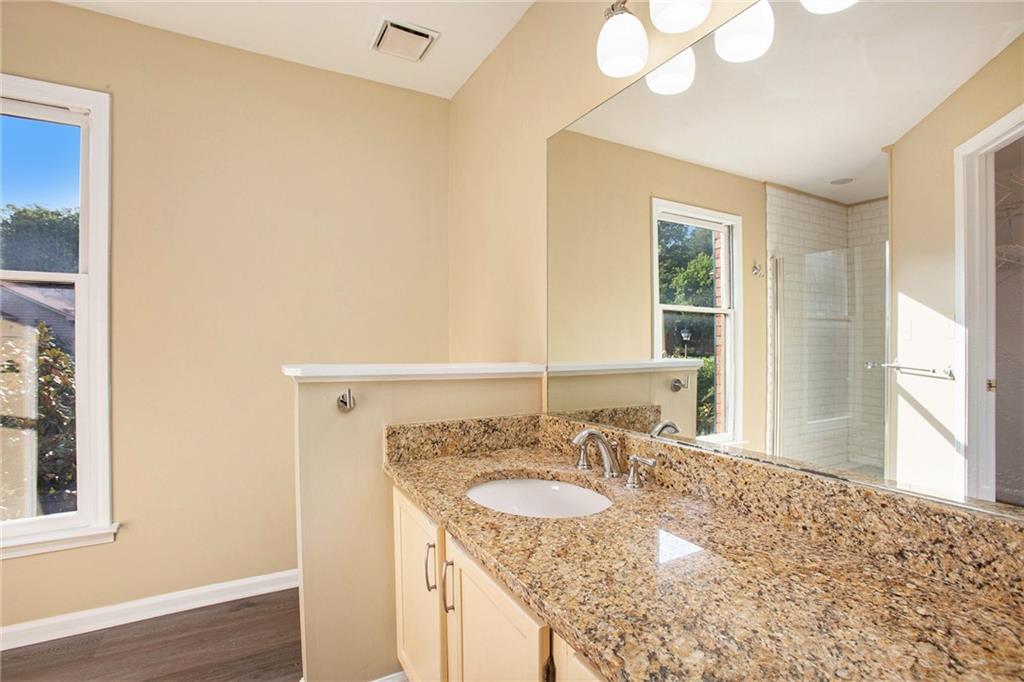 912 Garden Court, Sandy Springs, Georgia 30328, 2 Bedrooms Bedrooms, ,2 BathroomsBathrooms,Residential,Sold,912 Garden Court,7278644