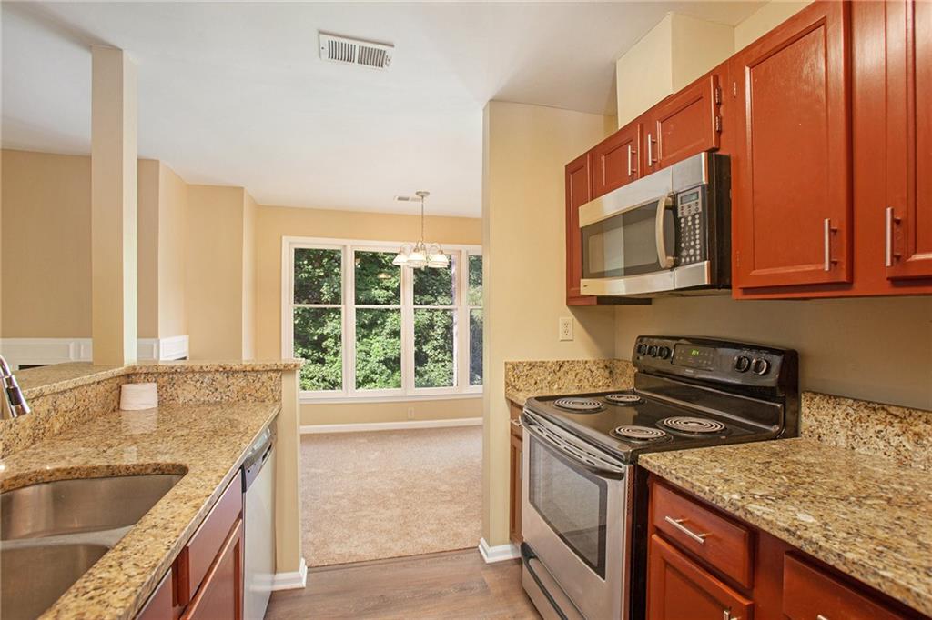 912 Garden Court, Sandy Springs, Georgia 30328, 2 Bedrooms Bedrooms, ,2 BathroomsBathrooms,Residential,Sold,912 Garden Court,7278644