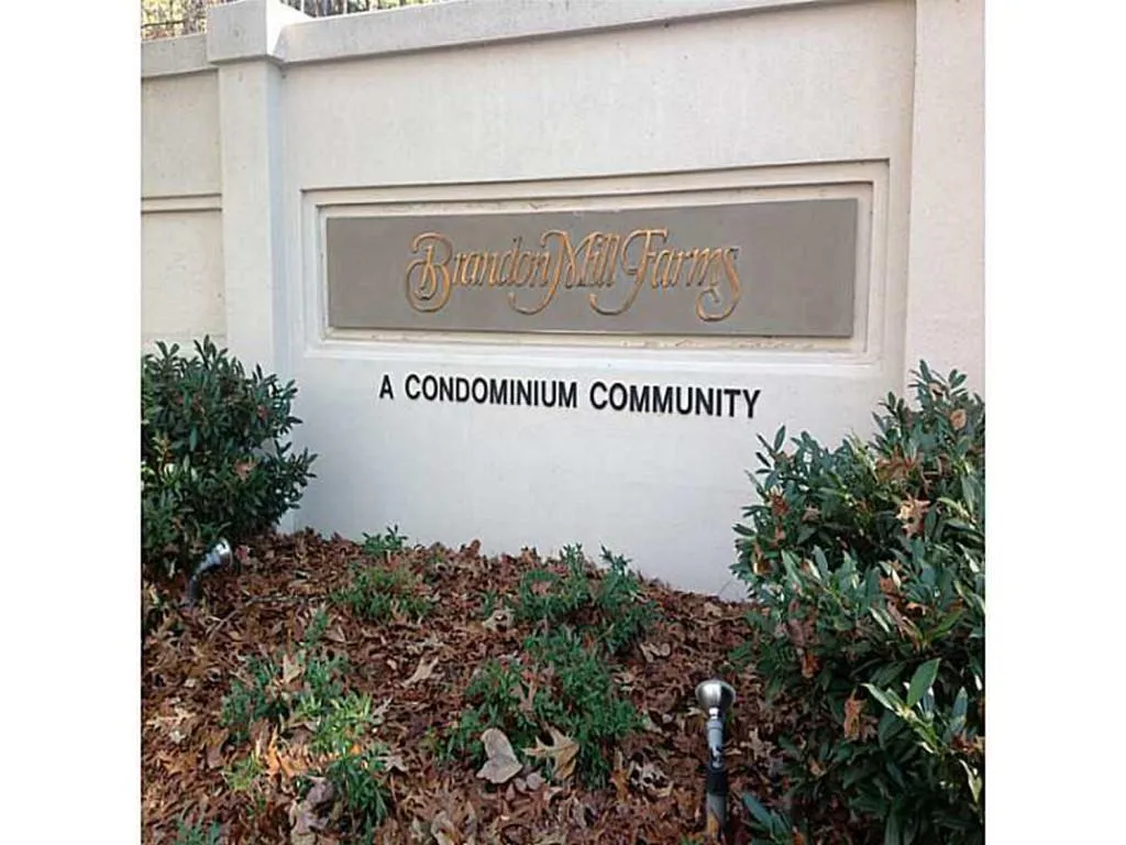 1414 Huntingdon Chase, Sandy Springs, Georgia 30350, 1 Bedroom Bedrooms, ,1 BathroomBathrooms,Residential,For Sale,1414 Huntingdon Chase,7734273