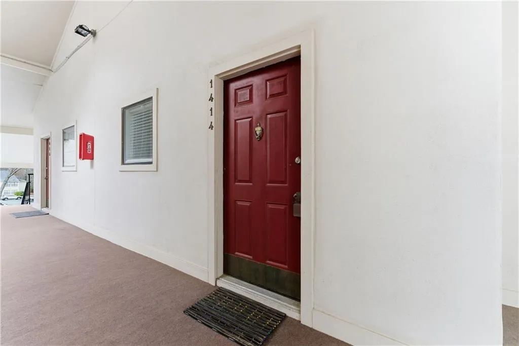 1414 Huntingdon Chase, Sandy Springs, Georgia 30350, 1 Bedroom Bedrooms, ,1 BathroomBathrooms,Residential,For Sale,1414 Huntingdon Chase,7734273