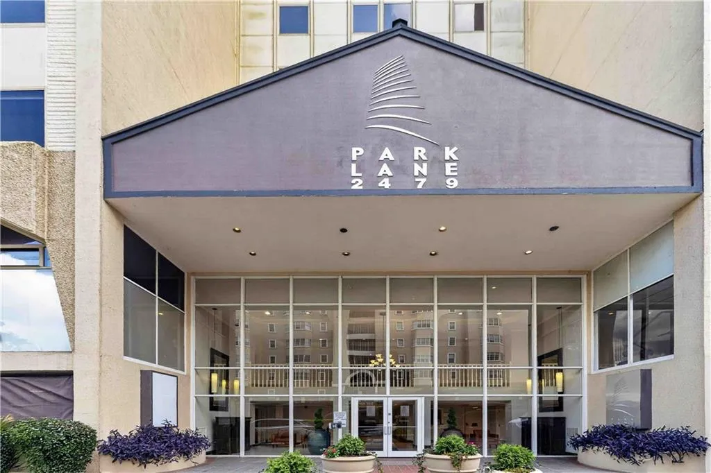 2479 Peachtree Road Ne Unit 1708, Atlanta, Georgia 30305, 1 Bedroom Bedrooms, 0 ,1 BathroomBathrooms,Residential,For Sale,2479 Peachtree Road Ne Unit 1708,7824010