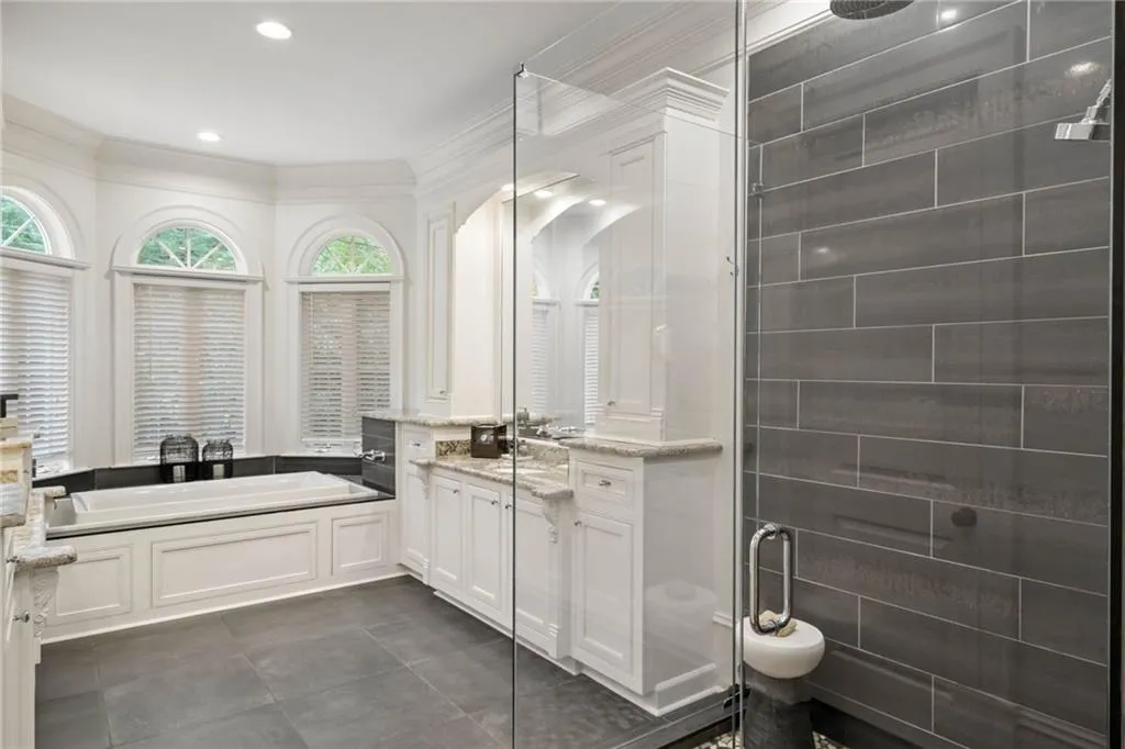 3401 Stillhouse Road Se, Atlanta, Georgia 30339, 4 Bedrooms Bedrooms, ,5 BathroomsBathrooms,Residential,For Sale,3401 Stillhouse Road Se,7599198