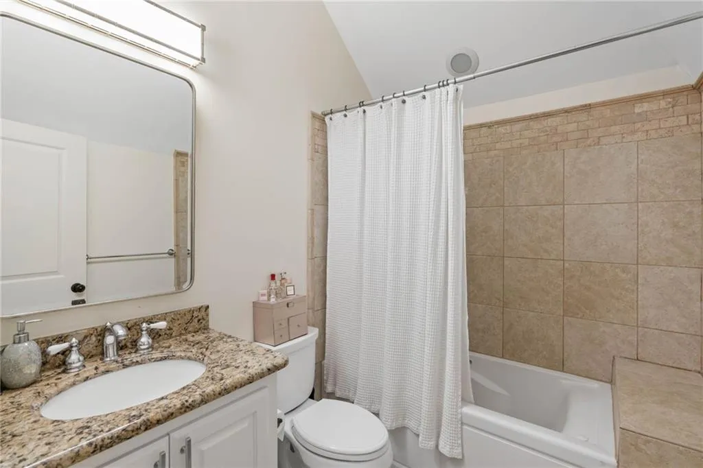 3401 Stillhouse Road Se, Atlanta, Georgia 30339, 4 Bedrooms Bedrooms, ,5 BathroomsBathrooms,Residential,For Sale,3401 Stillhouse Road Se,7599198