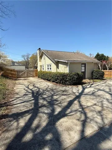 99 Merritt Street Se, Marietta, Georgia 30060