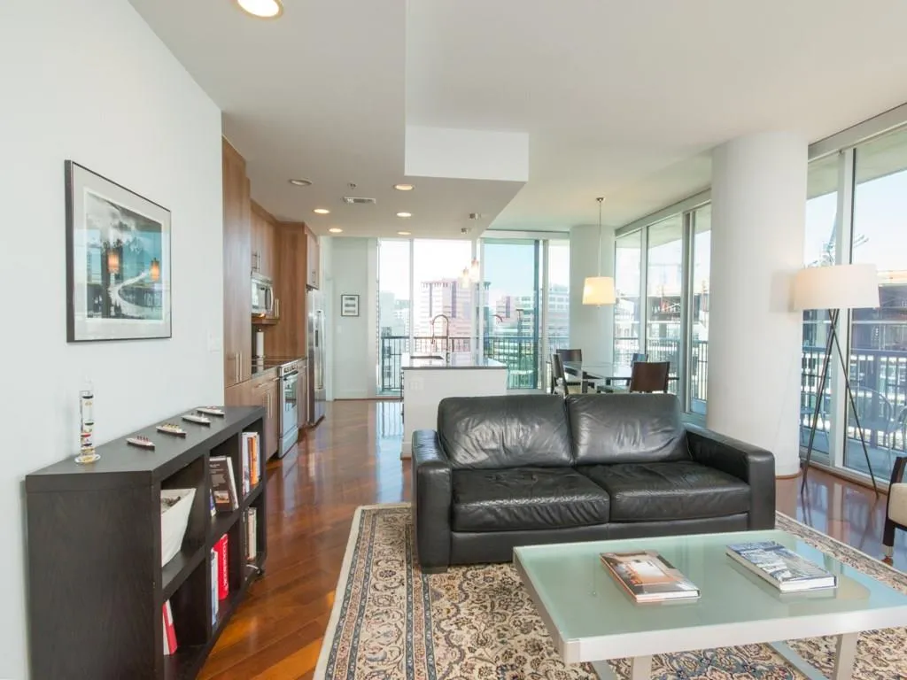 1080 Ne Peachtree Street Ne Unit 1311, Atlanta, Georgia 30309, 2 Bedrooms Bedrooms, ,2 BathroomsBathrooms,Residential,Sold,1080 Ne Peachtree Street Ne Unit 1311,5604762