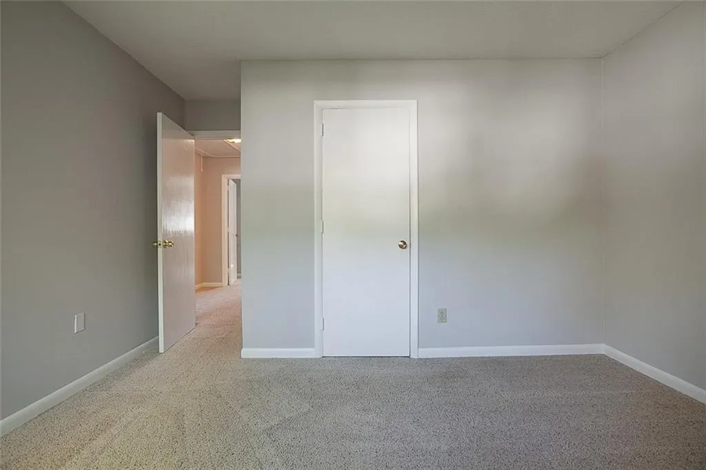 7130 Stonington Drive, Atlanta, Georgia 30328, 3 Bedrooms Bedrooms, ,2 BathroomsBathrooms,Residential,Sold,7130 Stonington Drive,6534376