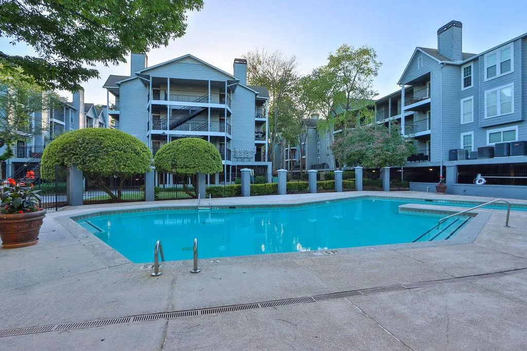 512 Granville Court, Sandy Springs, Georgia 30328, 1 Bedroom Bedrooms, ,1 BathroomBathrooms,Residential,Sold,512 Granville Court,7204264