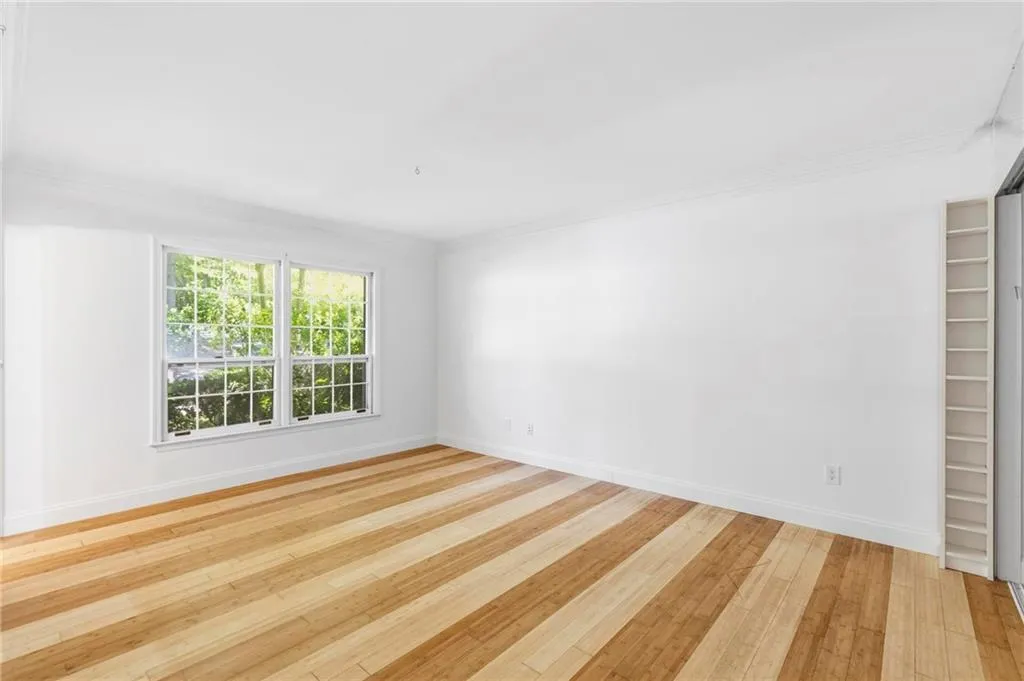 7 Cantey Place Nw, Atlanta, Georgia 30327, 2 Bedrooms Bedrooms, 0 ,2 BathroomsBathrooms,Residential,For Sale,7 Cantey Place Nw,7773036