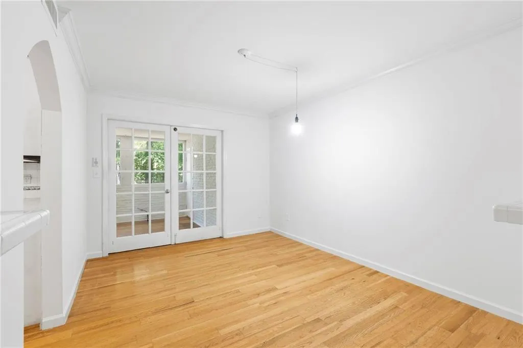 7 Cantey Place Nw, Atlanta, Georgia 30327, 2 Bedrooms Bedrooms, 0 ,2 BathroomsBathrooms,Residential,For Sale,7 Cantey Place Nw,7773036