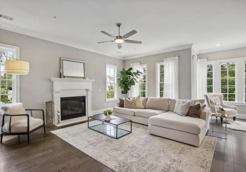 6548 Aria Village Drive, Atlanta, Georgia 30328, 3 Bedrooms Bedrooms, ,3 BathroomsBathrooms,Residential,Sold,6548 Aria Village Drive,7097465