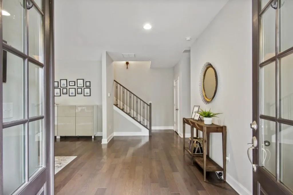 6548 Aria Village Drive, Atlanta, Georgia 30328, 3 Bedrooms Bedrooms, ,3 BathroomsBathrooms,Residential,Sold,6548 Aria Village Drive,7097465