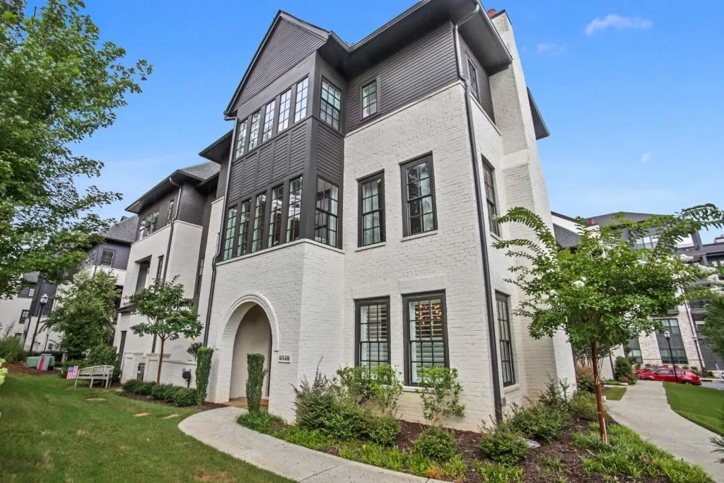 6548 Aria Village Drive, Atlanta, Georgia 30328, 3 Bedrooms Bedrooms, ,3 BathroomsBathrooms,Residential,Sold,6548 Aria Village Drive,7097465