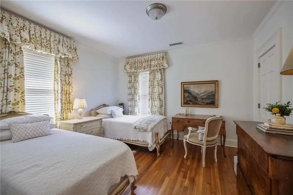 36 26th Street Nw, Atlanta, Georgia 30309, 4 Bedrooms Bedrooms, 0 ,3 BathroomsBathrooms,Residential,For Sale,36 26th Street Nw,7844387