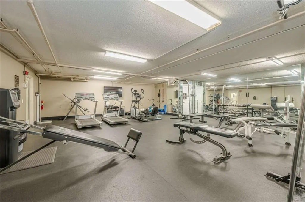 1 Biscayne Drive Nw Unit 806, Atlanta, Georgia 30309, 1 Bedroom Bedrooms, ,1 BathroomBathrooms,Residential,For Sale,1 Biscayne Drive Nw Unit 806,7651121