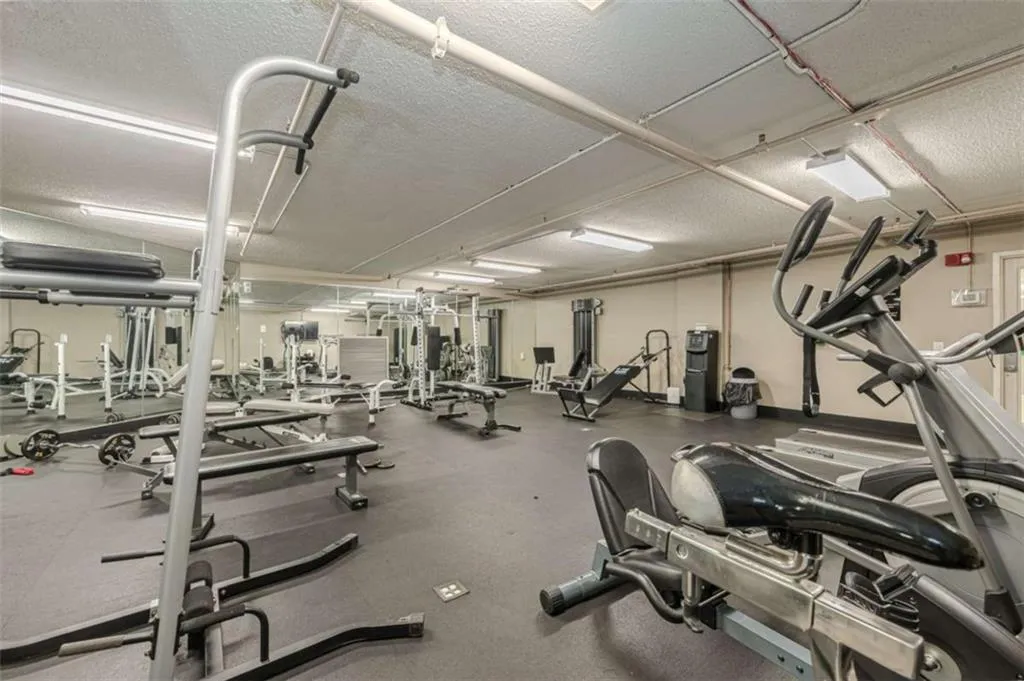 1 Biscayne Drive Nw Unit 806, Atlanta, Georgia 30309, 1 Bedroom Bedrooms, ,1 BathroomBathrooms,Residential,For Sale,1 Biscayne Drive Nw Unit 806,7651121