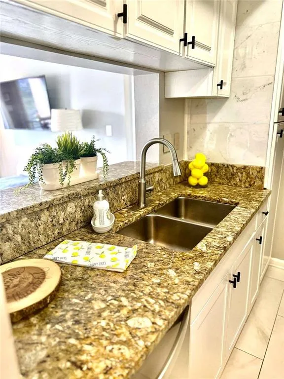1 Biscayne Drive Nw Unit 806, Atlanta, Georgia 30309, 1 Bedroom Bedrooms, ,1 BathroomBathrooms,Residential,For Sale,1 Biscayne Drive Nw Unit 806,7651121