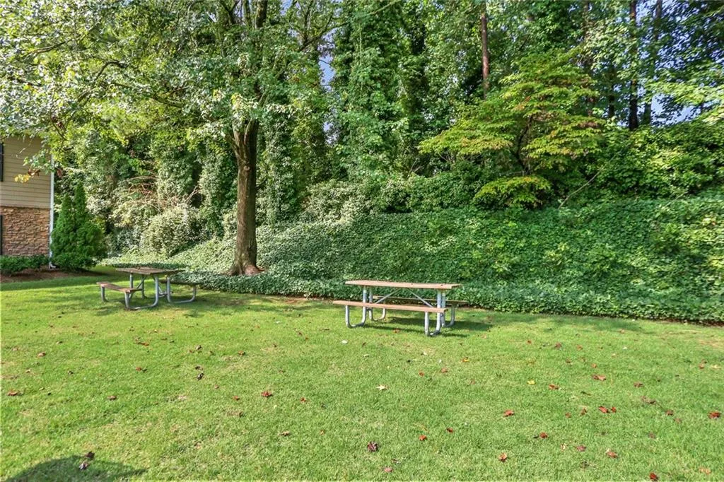 1608 Brighton Point, Atlanta, Georgia 30328, 3 Bedrooms Bedrooms, ,2 BathroomsBathrooms,Residential,Sold,1608 Brighton Point,6940377