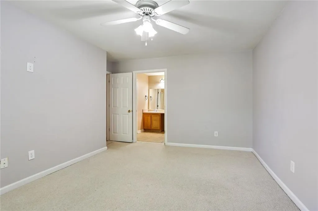 1608 Brighton Point, Atlanta, Georgia 30328, 3 Bedrooms Bedrooms, ,2 BathroomsBathrooms,Residential,Sold,1608 Brighton Point,6940377