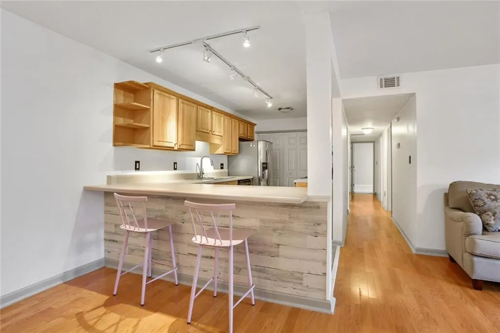 1608 Brighton Point, Atlanta, Georgia 30328, 3 Bedrooms Bedrooms, ,2 BathroomsBathrooms,Residential,Sold,1608 Brighton Point,6940377