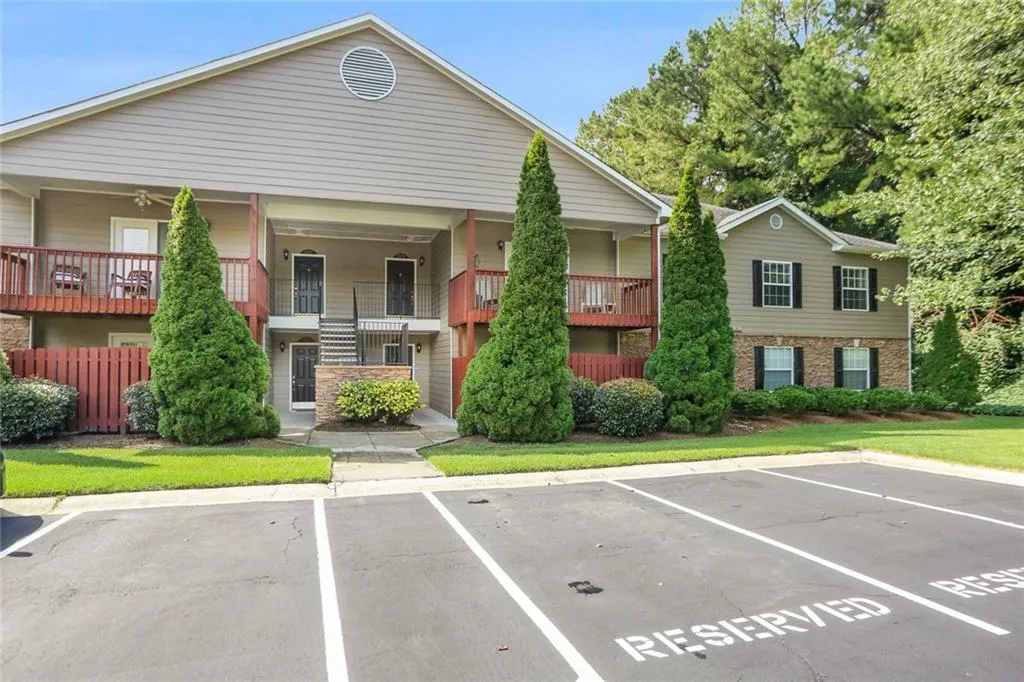 1608 Brighton Point, Atlanta, Georgia 30328, 3 Bedrooms Bedrooms, ,2 BathroomsBathrooms,Residential,Sold,1608 Brighton Point,6940377