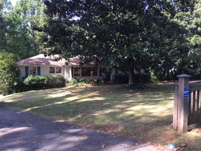 4520 Stella Drive Nw, Sandy Springs, Georgia 30327, 4 Bedrooms Bedrooms, ,2 BathroomsBathrooms,Residential,Sold,4520 Stella Drive Nw,6631188