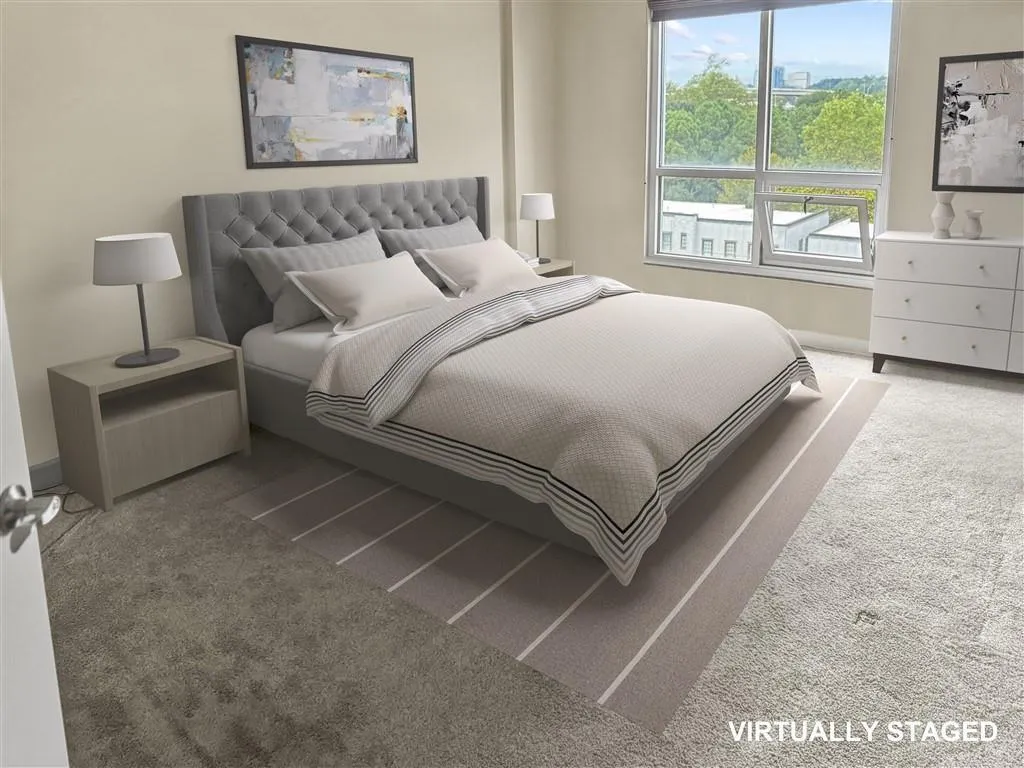 Bedroom with carpet