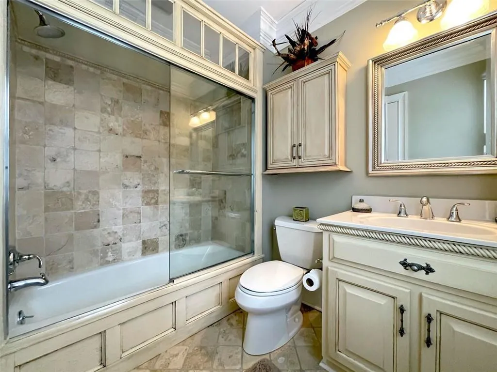 100 Woodchase Court Ne, Sandy Springs, Georgia 30319, 4 Bedrooms Bedrooms, ,4 BathroomsBathrooms,Residential,Sold,100 Woodchase Court Ne,6908686