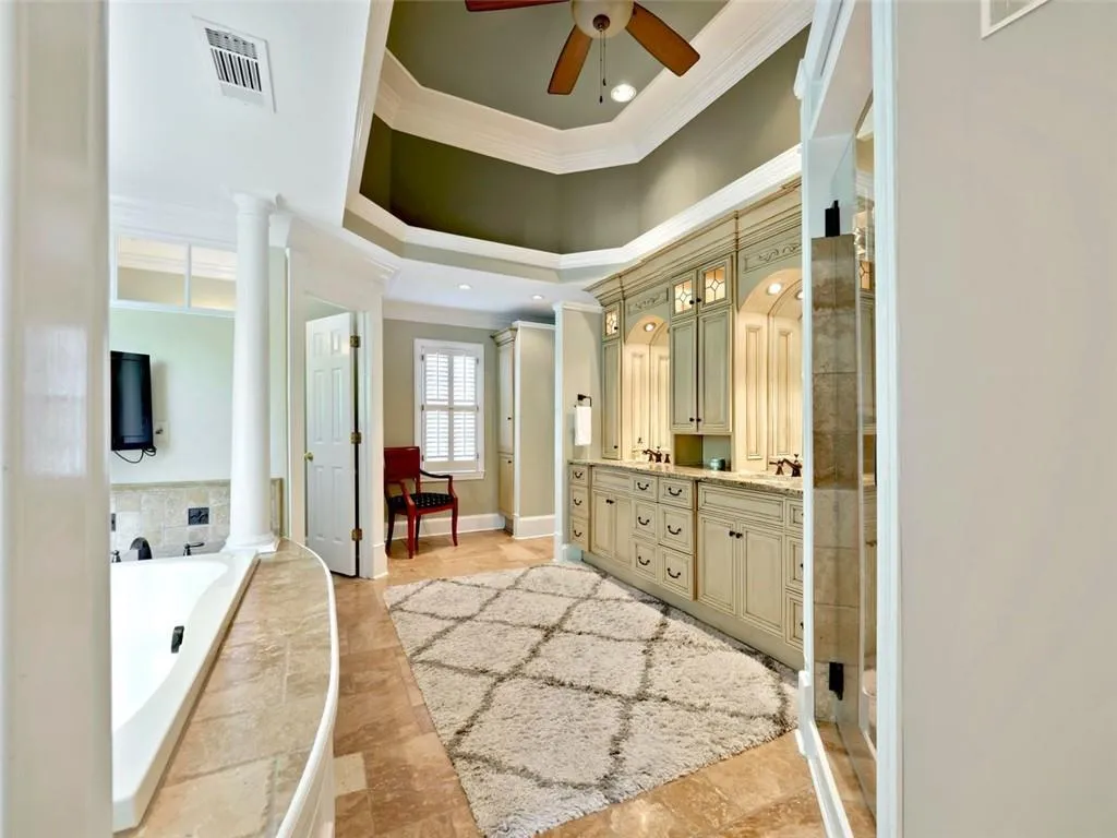 100 Woodchase Court Ne, Sandy Springs, Georgia 30319, 4 Bedrooms Bedrooms, ,4 BathroomsBathrooms,Residential,Sold,100 Woodchase Court Ne,6908686