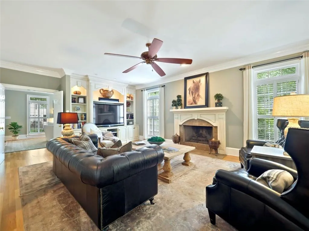 100 Woodchase Court Ne, Sandy Springs, Georgia 30319, 4 Bedrooms Bedrooms, ,4 BathroomsBathrooms,Residential,Sold,100 Woodchase Court Ne,6908686