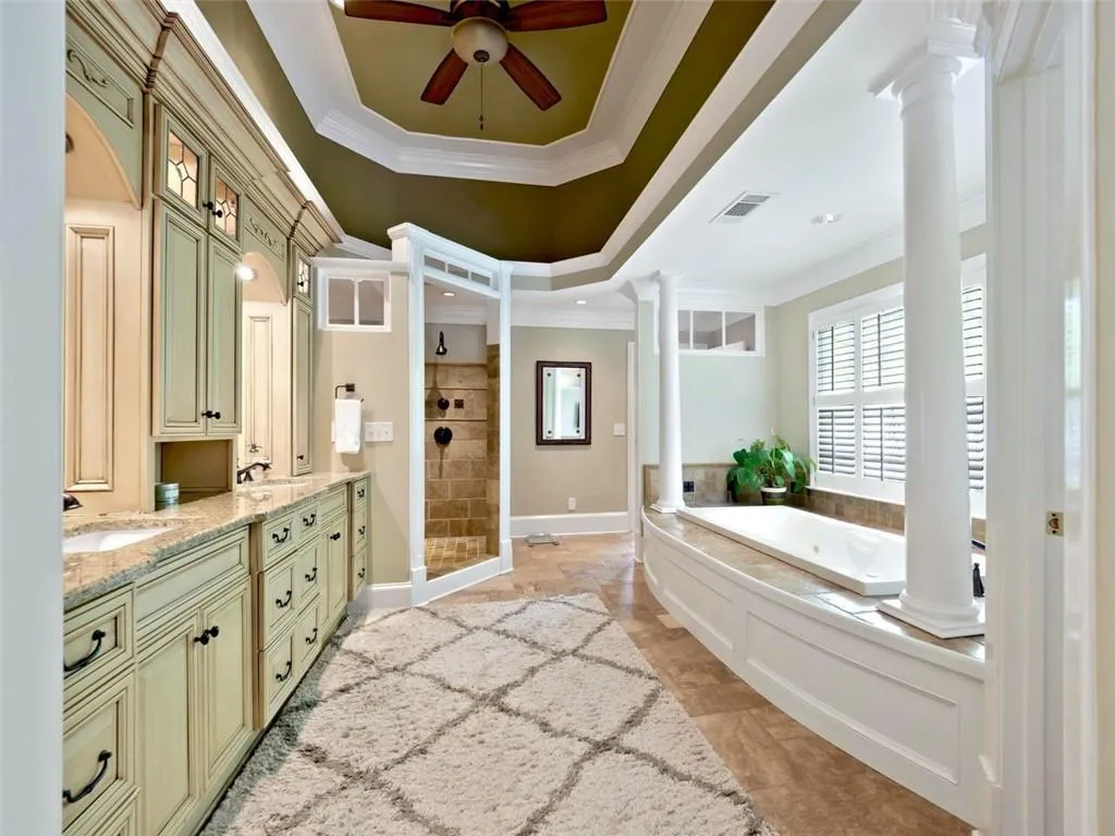 100 Woodchase Court Ne, Sandy Springs, Georgia 30319, 4 Bedrooms Bedrooms, ,4 BathroomsBathrooms,Residential,Sold,100 Woodchase Court Ne,6908686