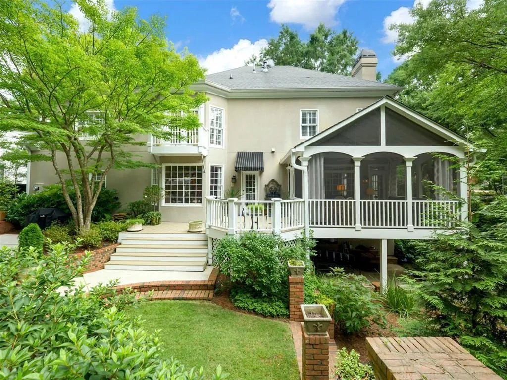 100 Woodchase Court Ne, Sandy Springs, Georgia 30319, 4 Bedrooms Bedrooms, ,4 BathroomsBathrooms,Residential,Sold,100 Woodchase Court Ne,6908686
