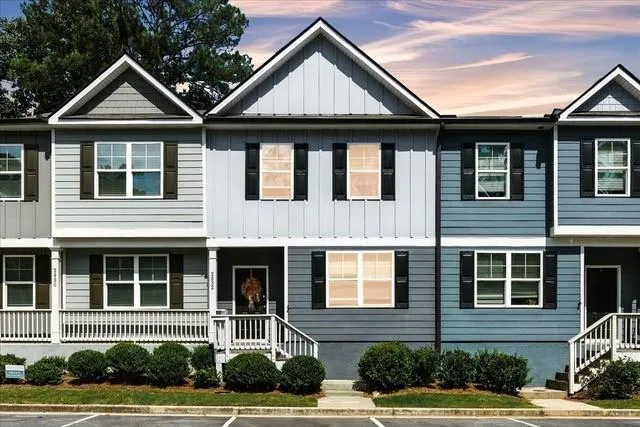 2832 Saratoga Lake View, Decatur, Georgia 30034