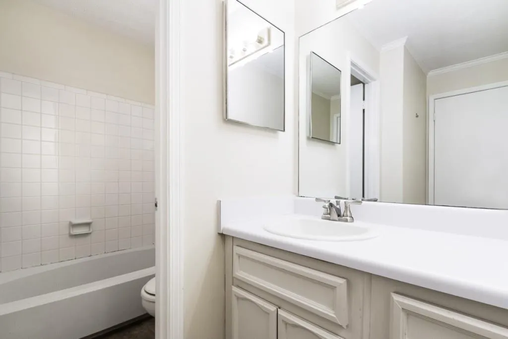 1404 Vicksburg Place Unit 1404, Sandy Springs, Georgia 30350, 2 Bedrooms Bedrooms, ,2 BathroomsBathrooms,Residential,Sold,1404 Vicksburg Place Unit 1404,5821701