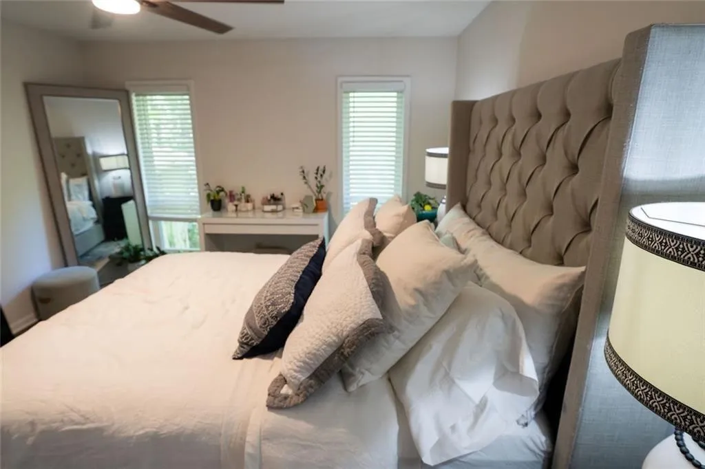 5151 Roswell Unit 7, Atlanta, Georgia 30342, 2 Bedrooms Bedrooms, 0 ,2 BathroomsBathrooms,Residential,For Sale,5151 Roswell Unit 7,7751192