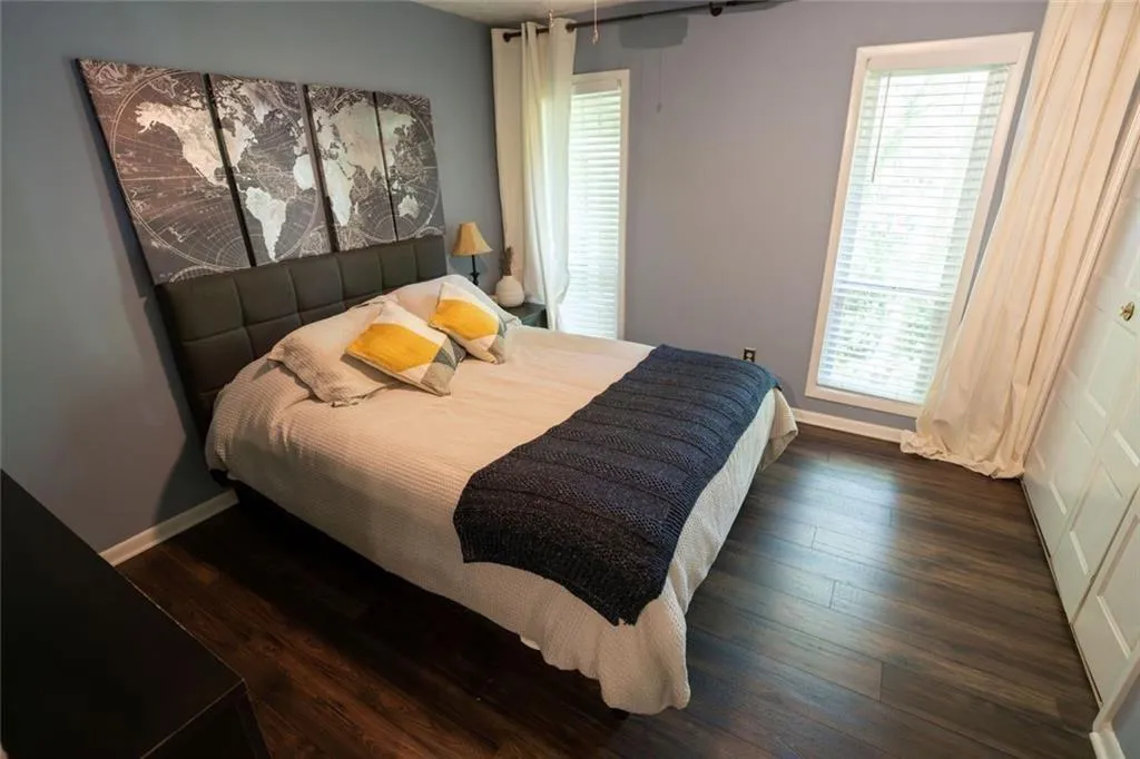 5151 Roswell Unit 7, Atlanta, Georgia 30342, 2 Bedrooms Bedrooms, 0 ,2 BathroomsBathrooms,Residential,For Sale,5151 Roswell Unit 7,7751192