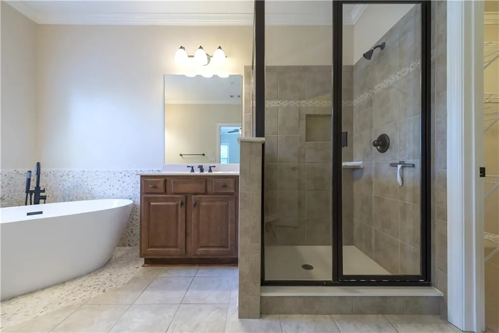 929 Boudreau Court, Sandy Springs, Georgia 30328, 3 Bedrooms Bedrooms, ,3 BathroomsBathrooms,Residential,Sold,929 Boudreau Court,7068867