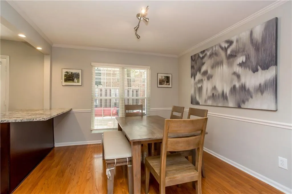 18 Scotland Place Nw, Atlanta, Georgia 30318, 2 Bedrooms Bedrooms, ,2 BathroomsBathrooms,Residential,Sold,18 Scotland Place Nw,6072981