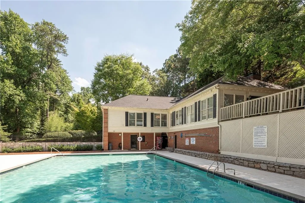 Pool and Clubhouse