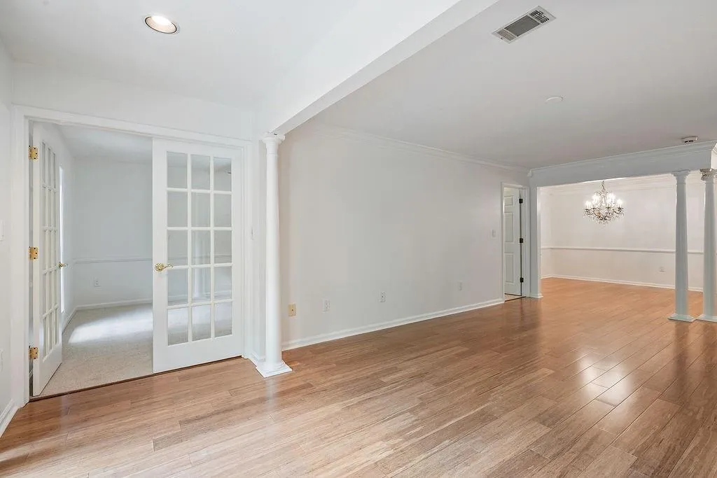 25206 Plantation Drive Unit 25206, Atlanta, Georgia 30324, 2 Bedrooms Bedrooms, ,2 BathroomsBathrooms,Residential,For Sale,25206 Plantation Drive Unit 25206,7624981