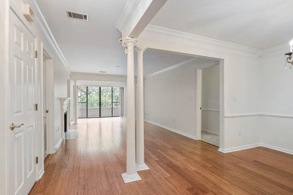 25206 Plantation Drive Unit 25206, Atlanta, Georgia 30324, 2 Bedrooms Bedrooms, ,2 BathroomsBathrooms,Residential,For Sale,25206 Plantation Drive Unit 25206,7624981
