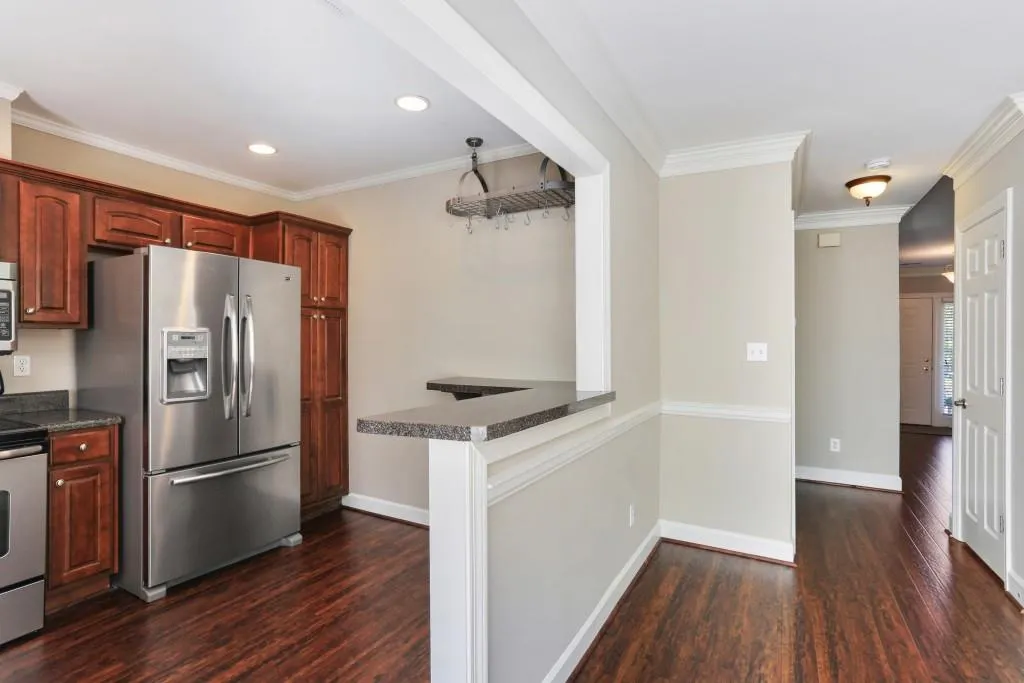 7500 Roswell Road Unit 39, Sandy Springs, Georgia 30350, 3 Bedrooms Bedrooms, ,2 BathroomsBathrooms,Residential,Sold,7500 Roswell Road Unit 39,5819753