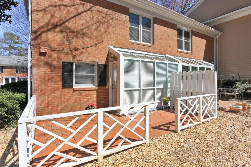 7500 Roswell Road Unit 39, Sandy Springs, Georgia 30350, 3 Bedrooms Bedrooms, ,2 BathroomsBathrooms,Residential,Sold,7500 Roswell Road Unit 39,5819753