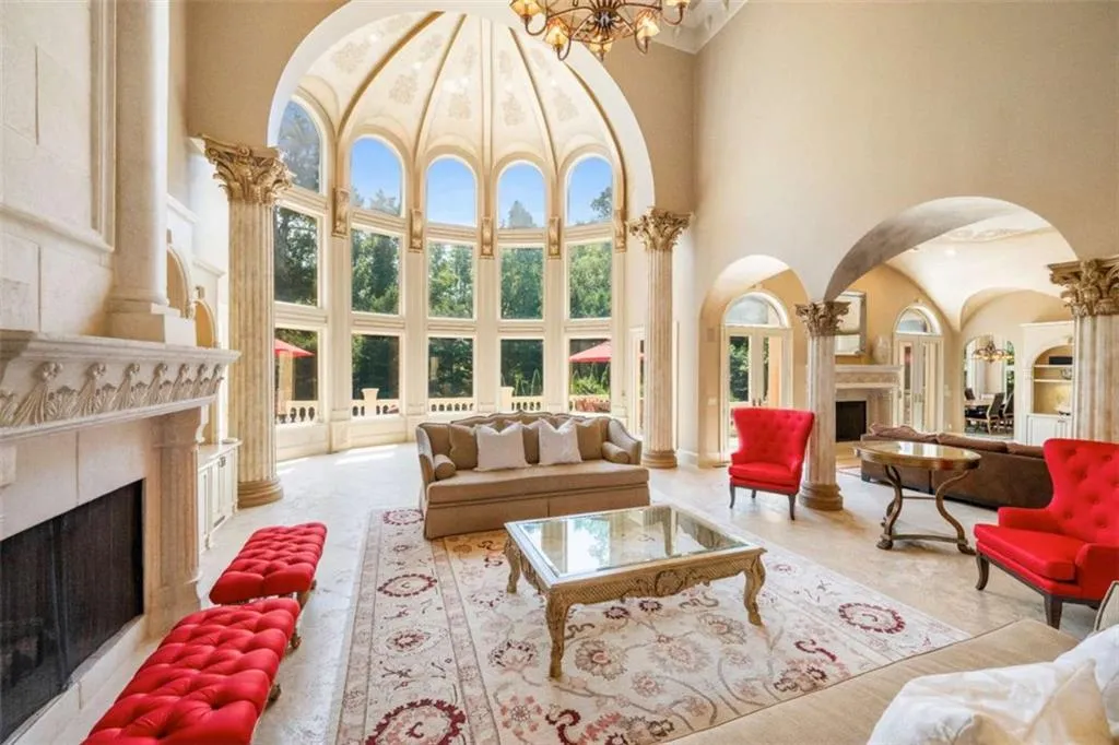 720 Heards Ferry Road, Sandy Springs, Georgia 30328, 10 Bedrooms Bedrooms, ,11 BathroomsBathrooms,Residential,For Sale,720 Heards Ferry Road,7606177